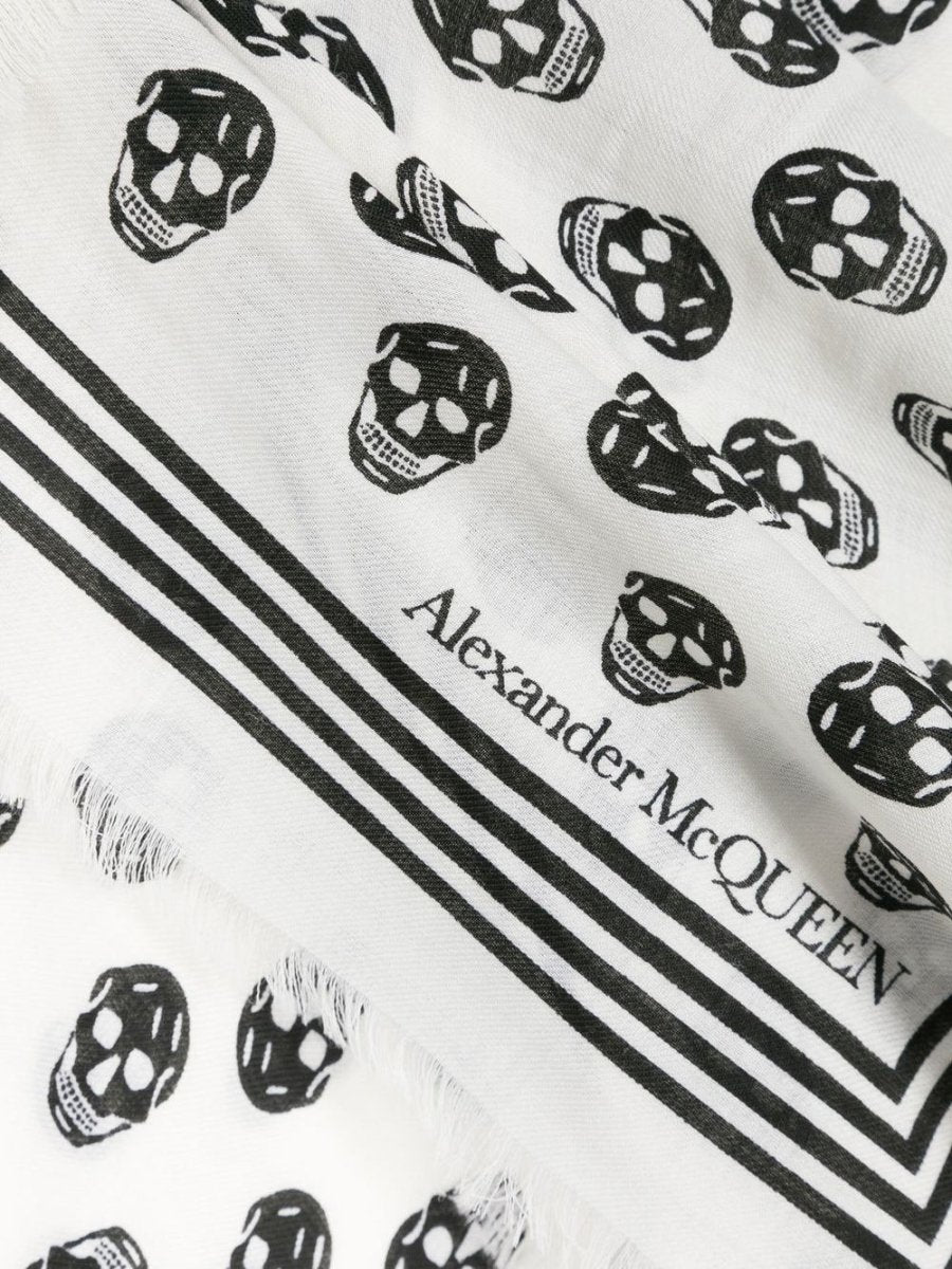 Alexander McQueen Skull wool scarf - mondo moda griffe