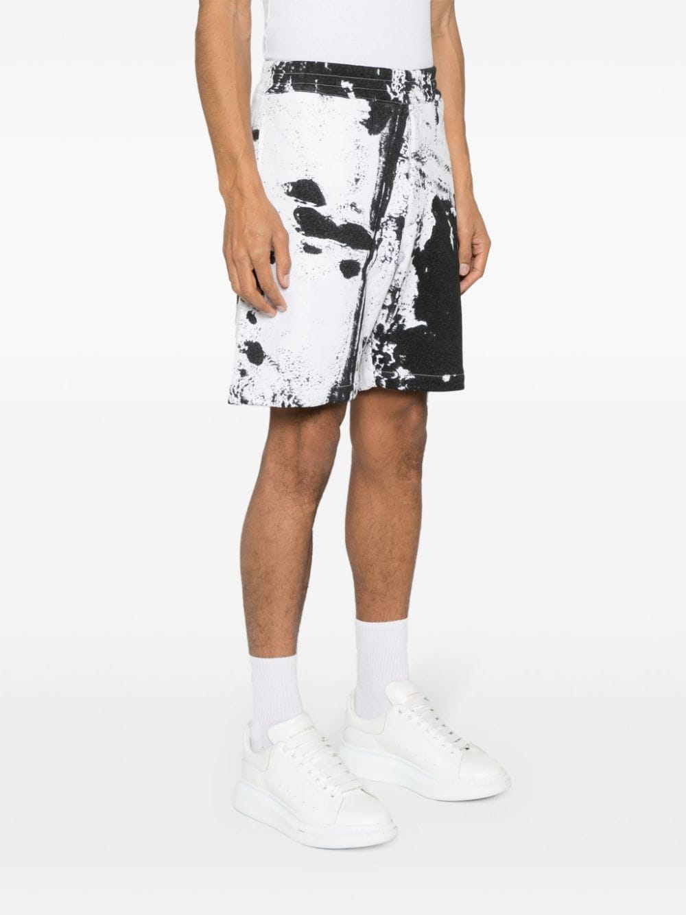 Alexander McQueen paint - splatter cotton shorts - mondo moda griffe