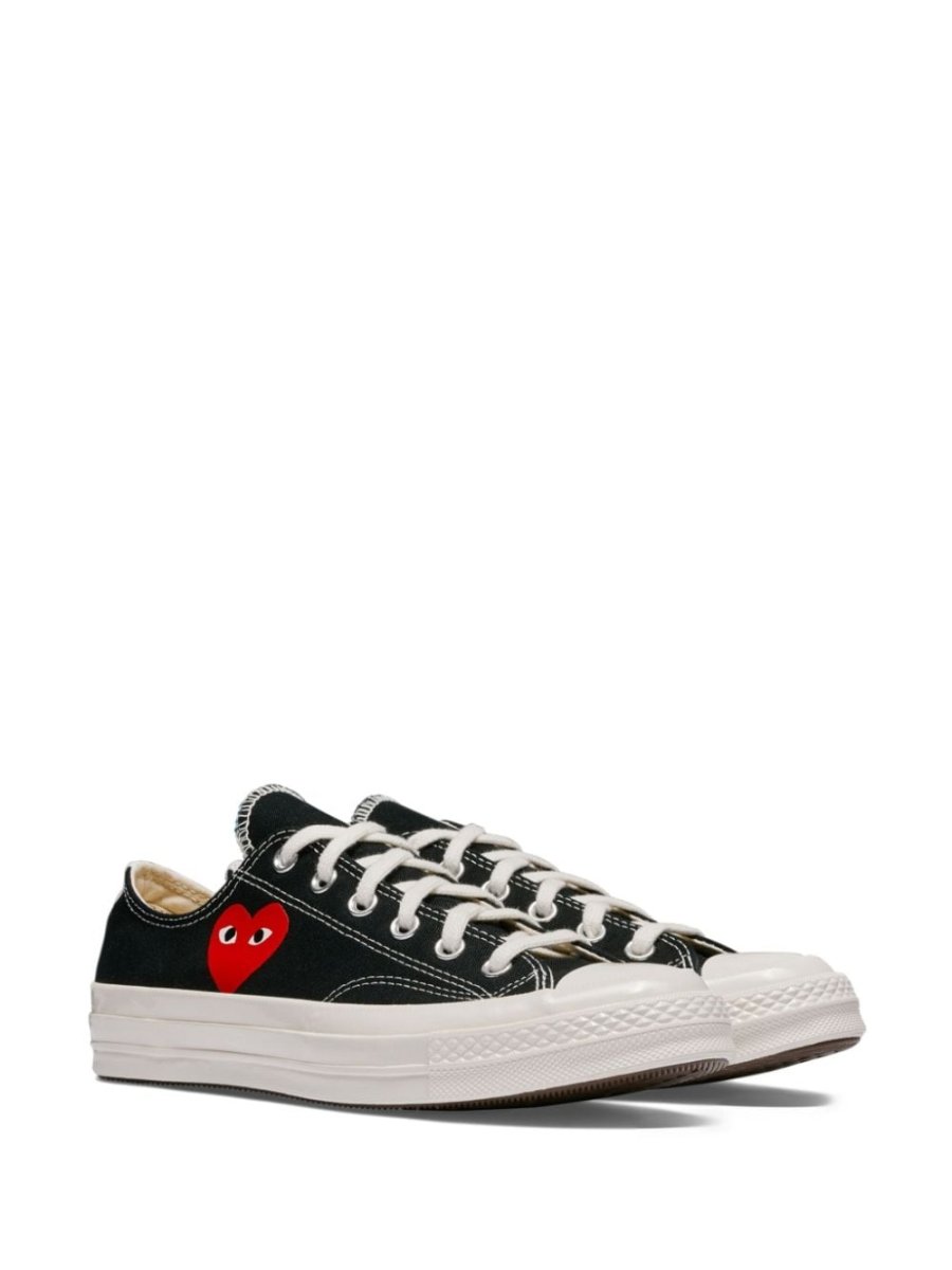 Comme Des Garcons Play Single Heart Chuck 70 sneakers - mondo moda griffe