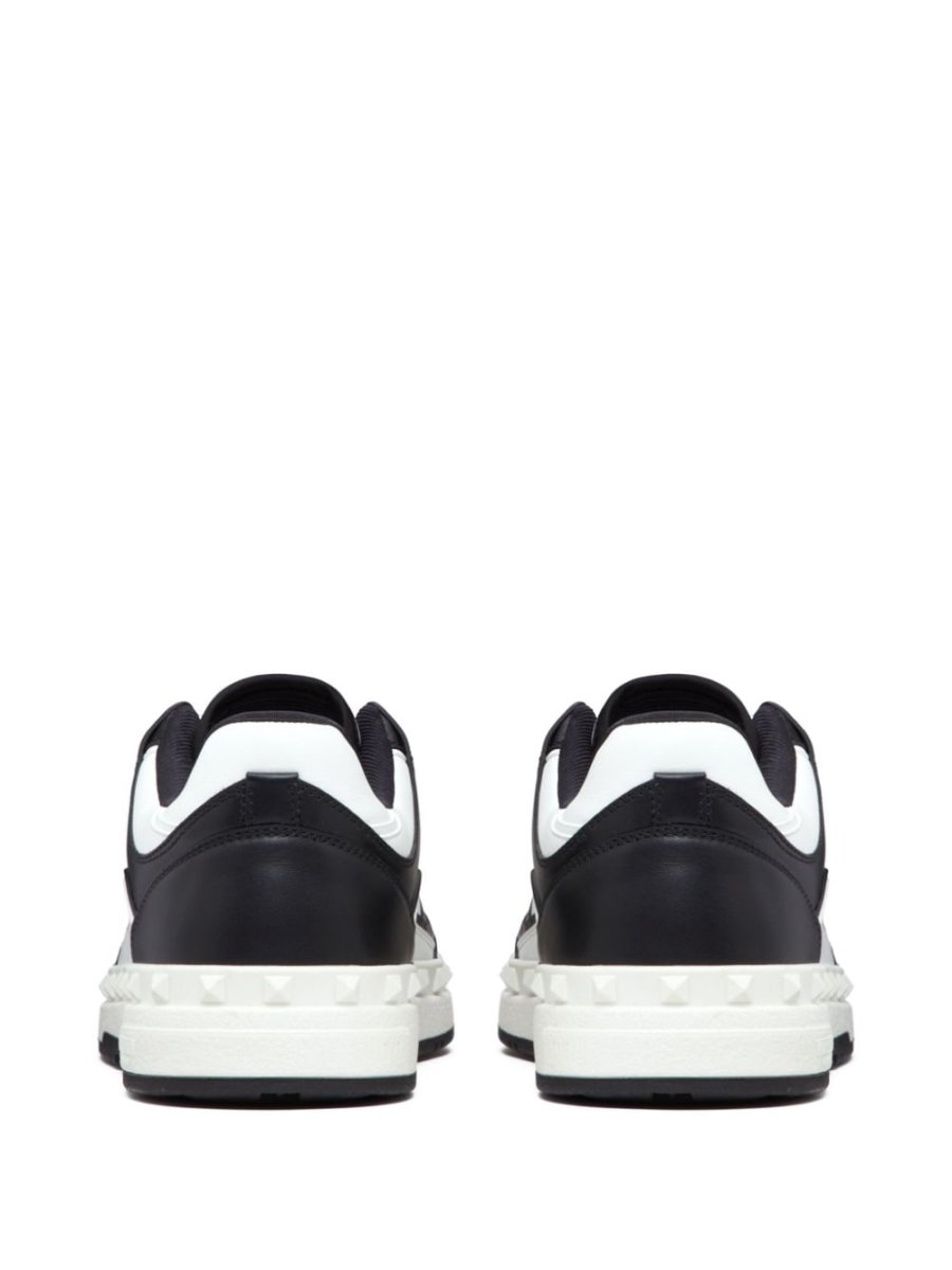 Valentino Garavani Low Top Freedots Sneaker In Calfskin - mondo moda griffe