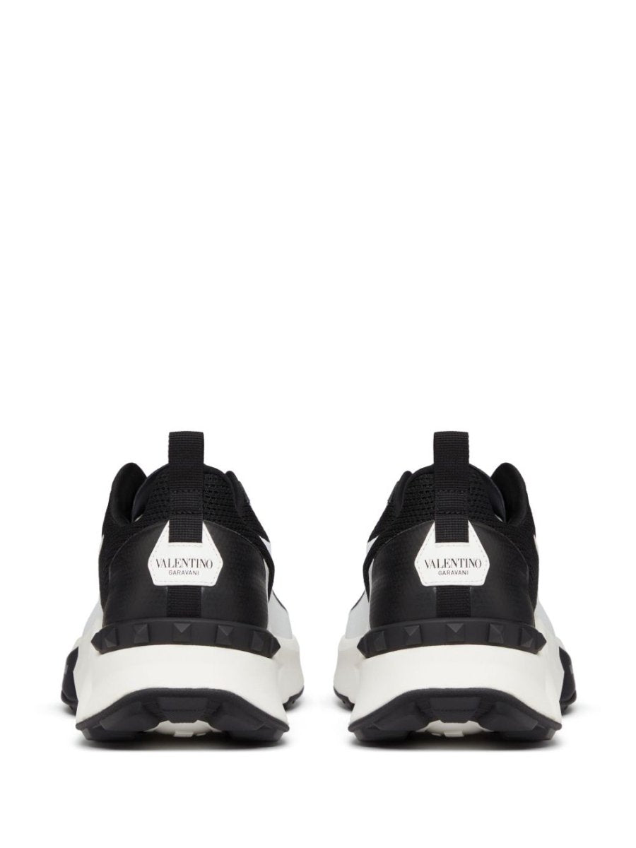Valentino Garavani True Act panelled sneakers - mondo moda griffe
