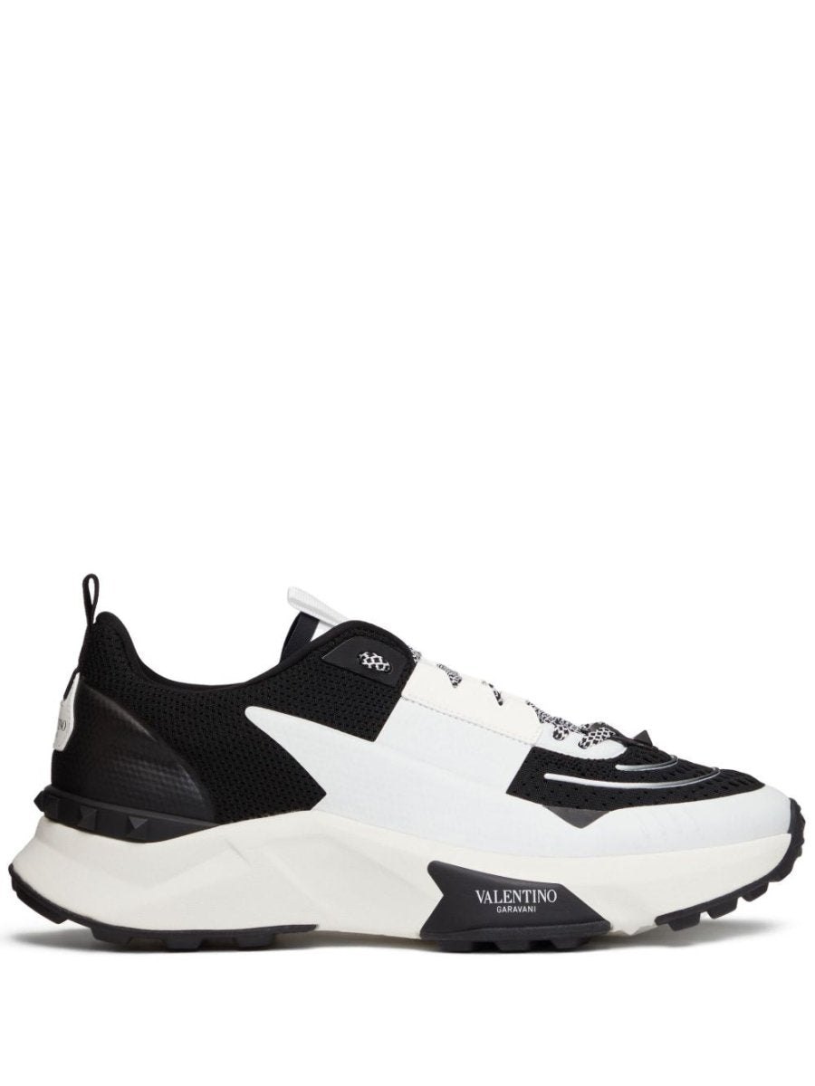 Valentino Garavani True Act panelled sneakers - mondo moda griffe