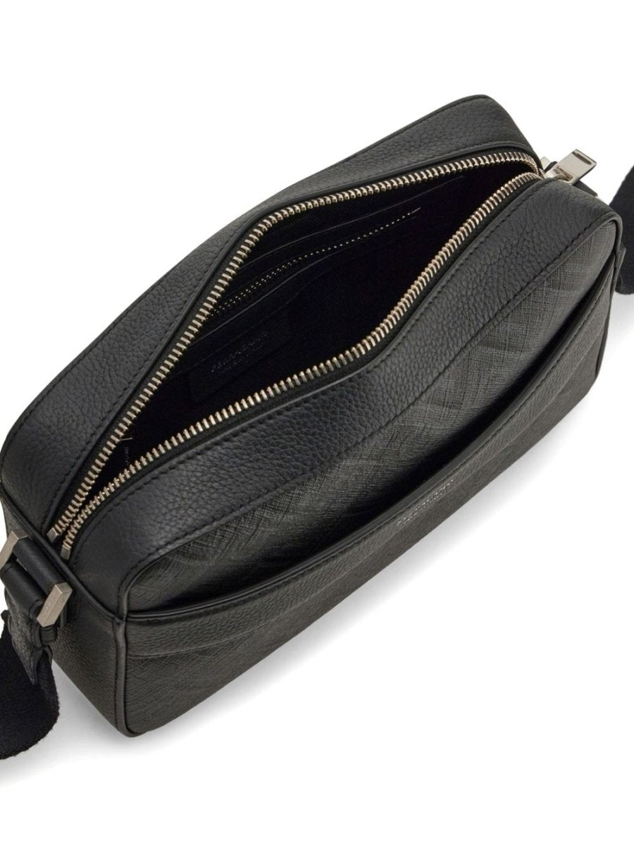 Ferragamo Bags.. Black - mondo moda griffe